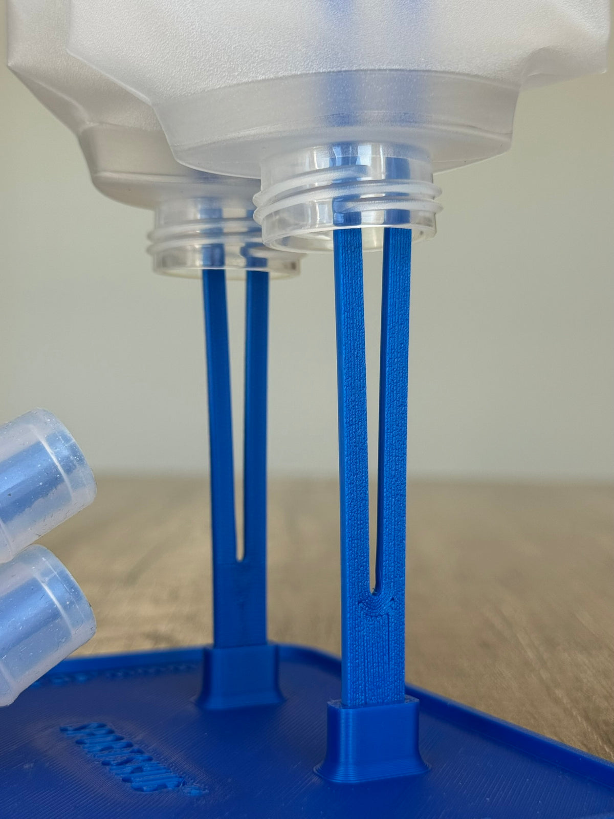 Droogstandaard SportsHub blauw, detail van de droogstaafjes