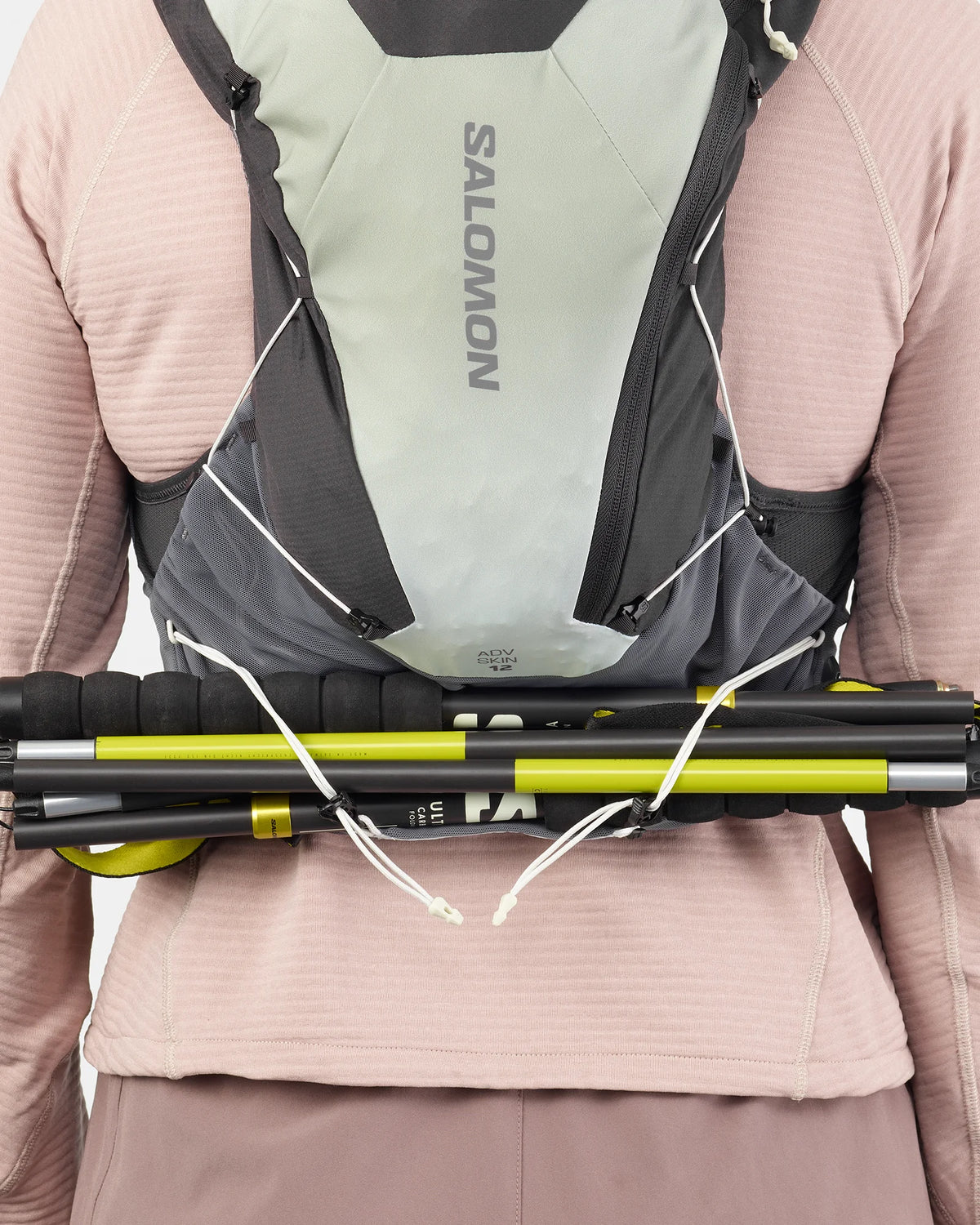 Hydratatievest Salomon ADV Skin 12 zwart grijs, detail van de voorvakken