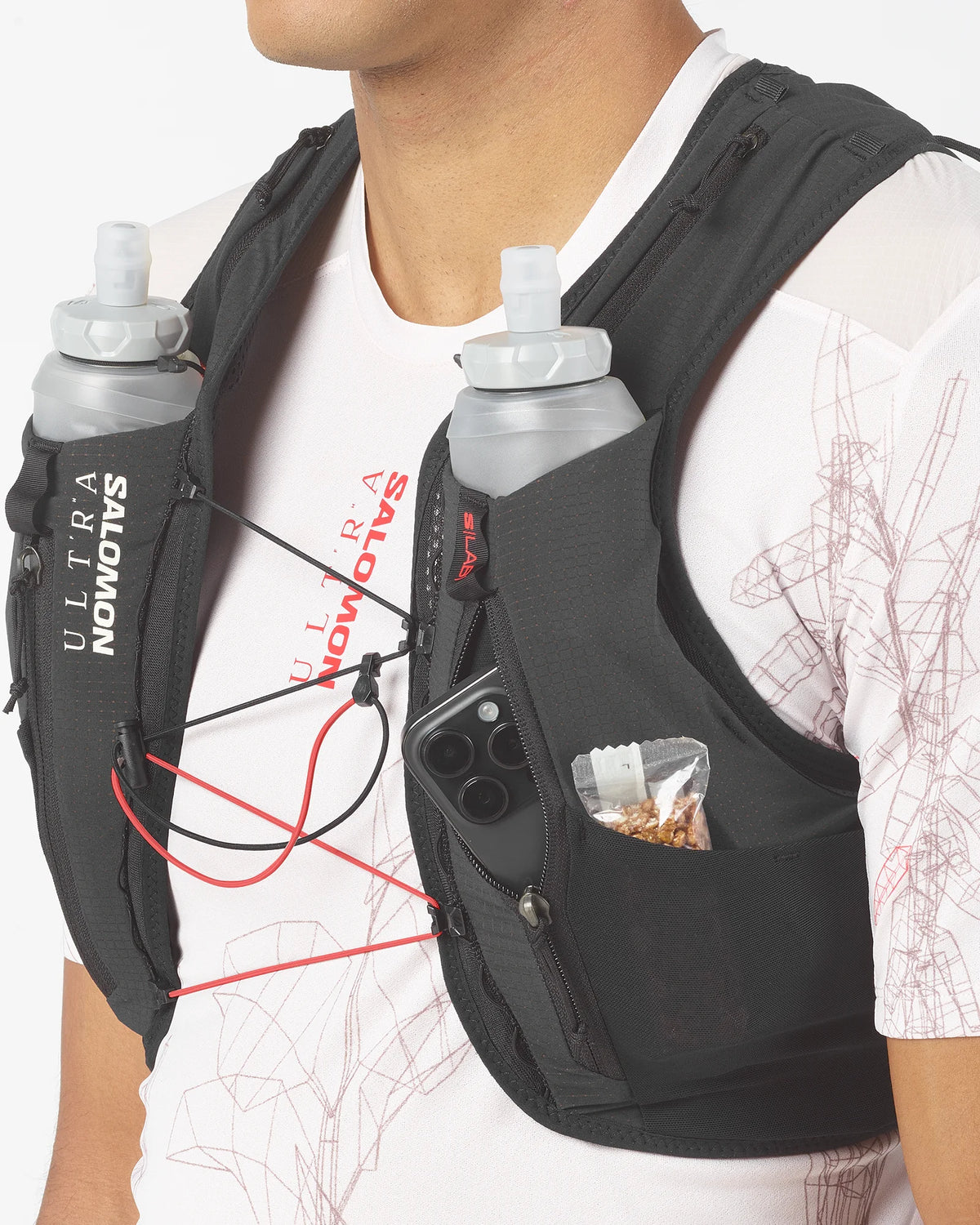 Hydratatievest Salomon S/LAB Ultra 12 zwart, detail van het achtervak