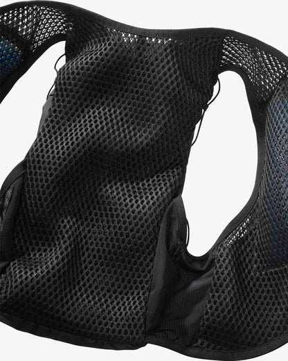 Hydratatievest Salomon Active Skin 12 zwart, detail van de voorvakken