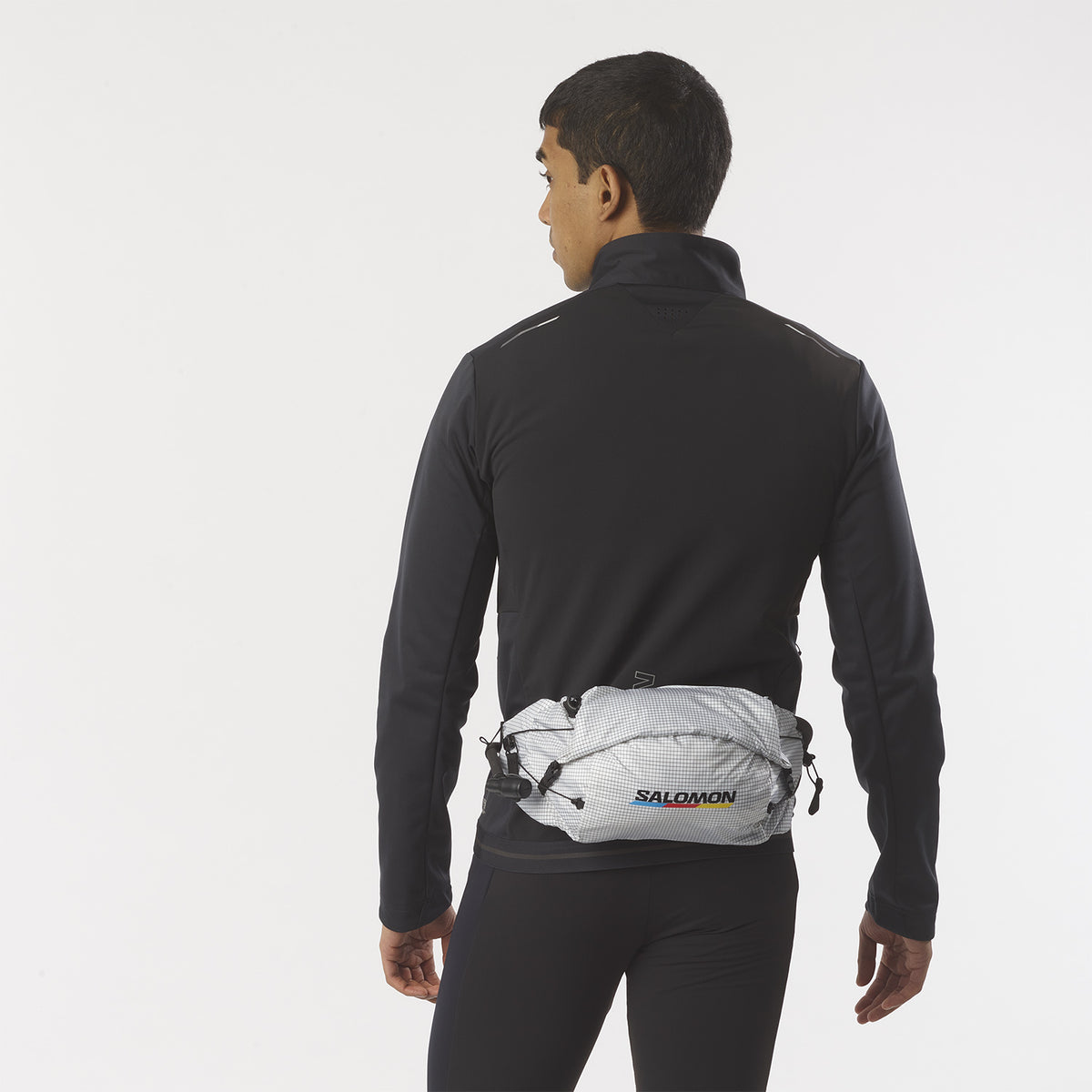 Trailrunningriem Salomon Cross Season Waist Race Flag wit en zwart, met hydratatiereservoir