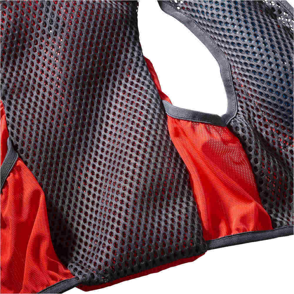 Hydratatievest Salomon Active Skin 8 rood grijs, detail van de zijkant