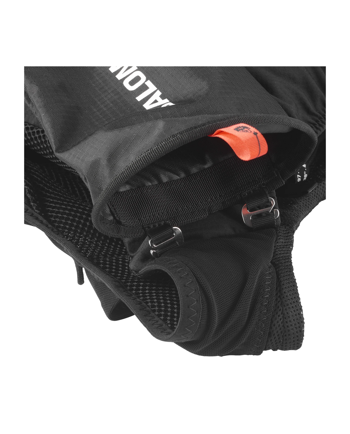 Detail van het compressiekoord van de Salomon Custom Quiver L39283200