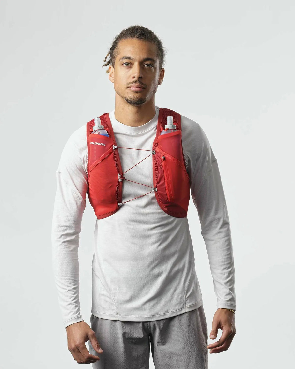 Hydratatievest Salomon Active Skin 4 rood, achteraanzicht